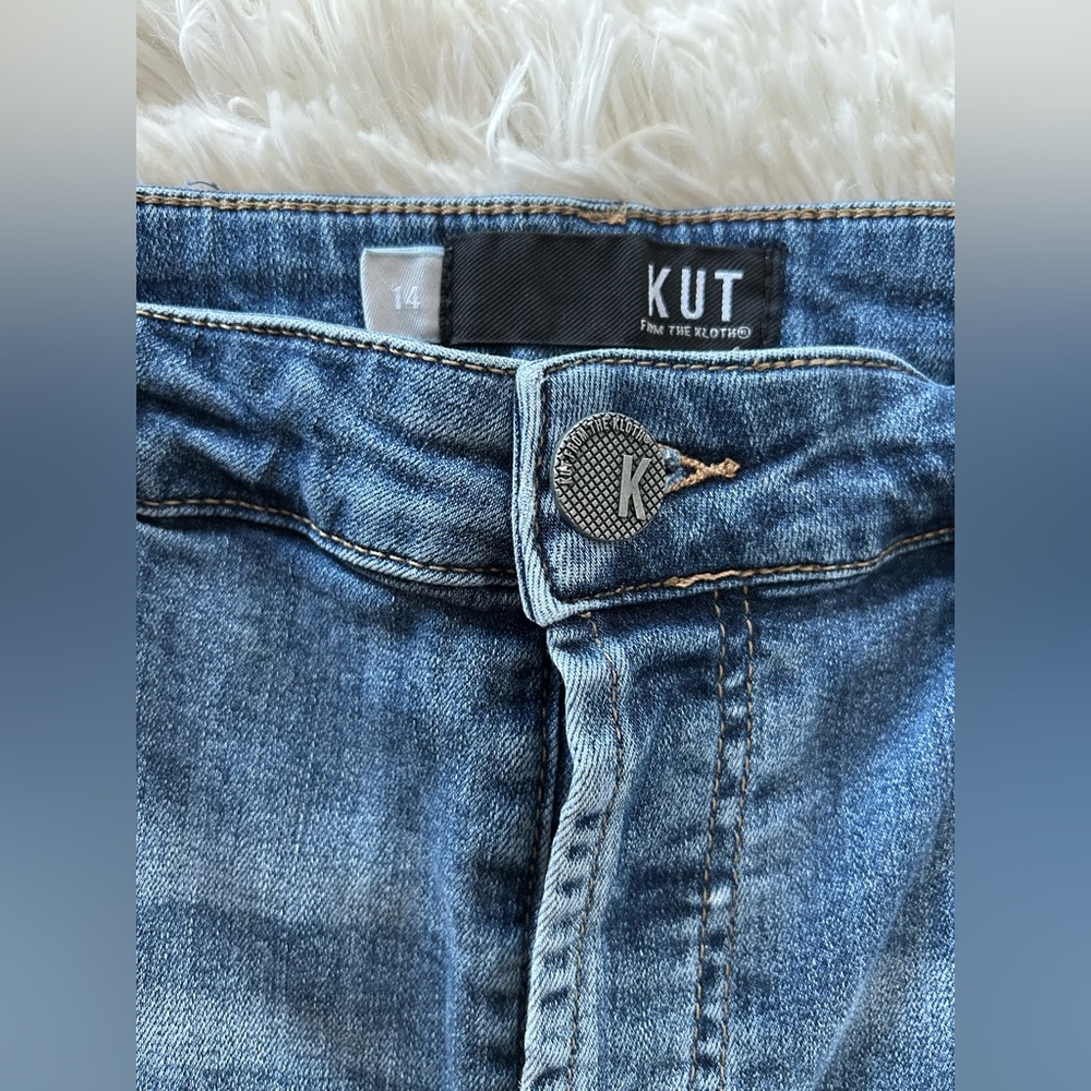 Kut from the Kloth | High Rise Rosa Ankle Vintage Straight Leg Jeans - Picture 3 of 9